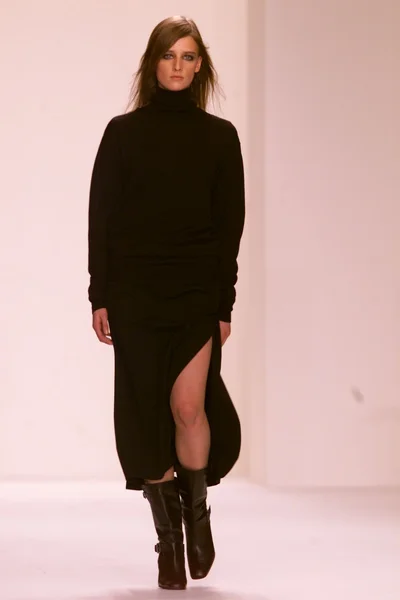 Look 9